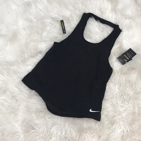 Nike Tops - 🌸 2 for $30 🌸 Nike top